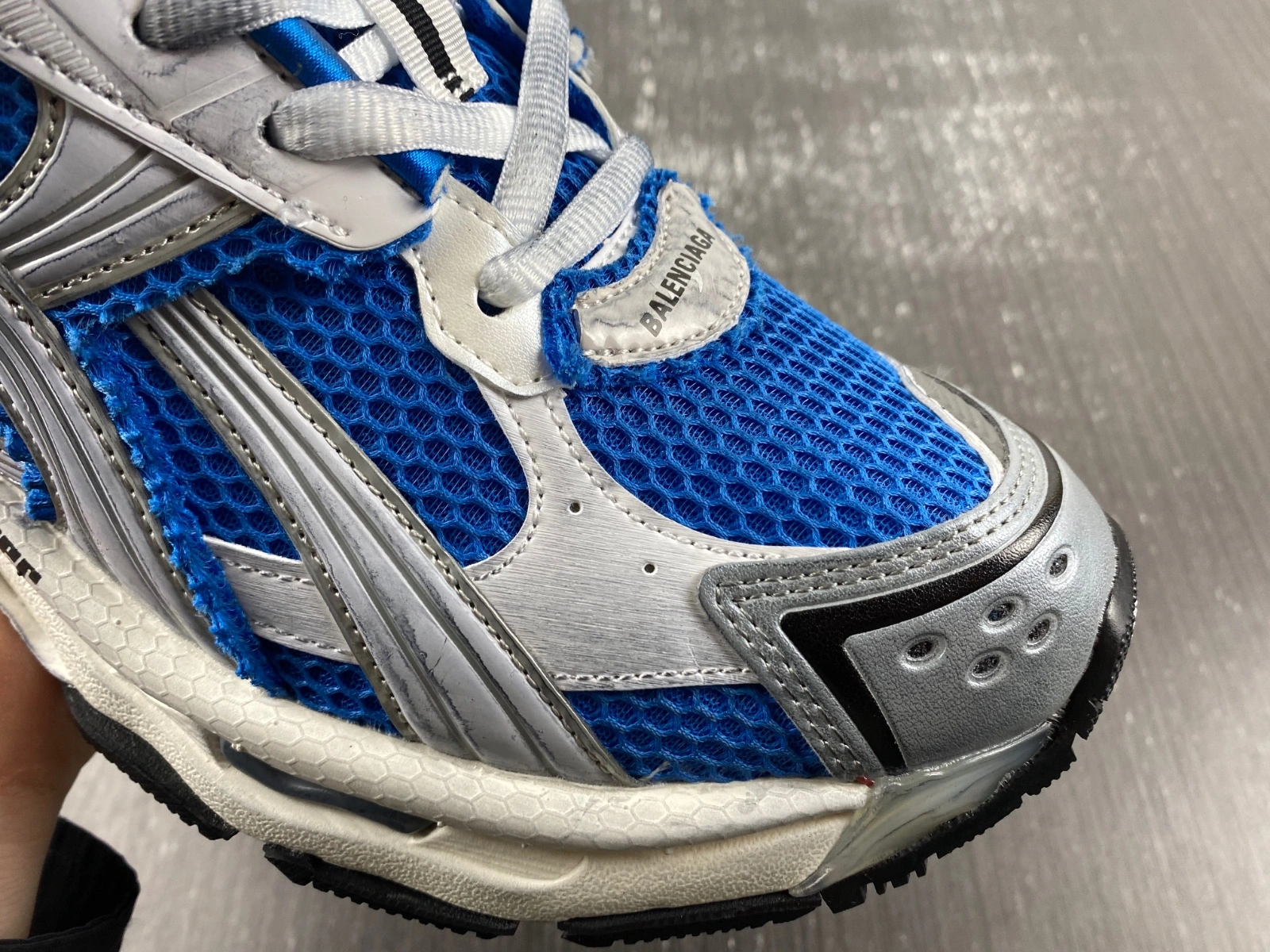 B*alenciaga runner AM 20231219- OdorResistant 4373