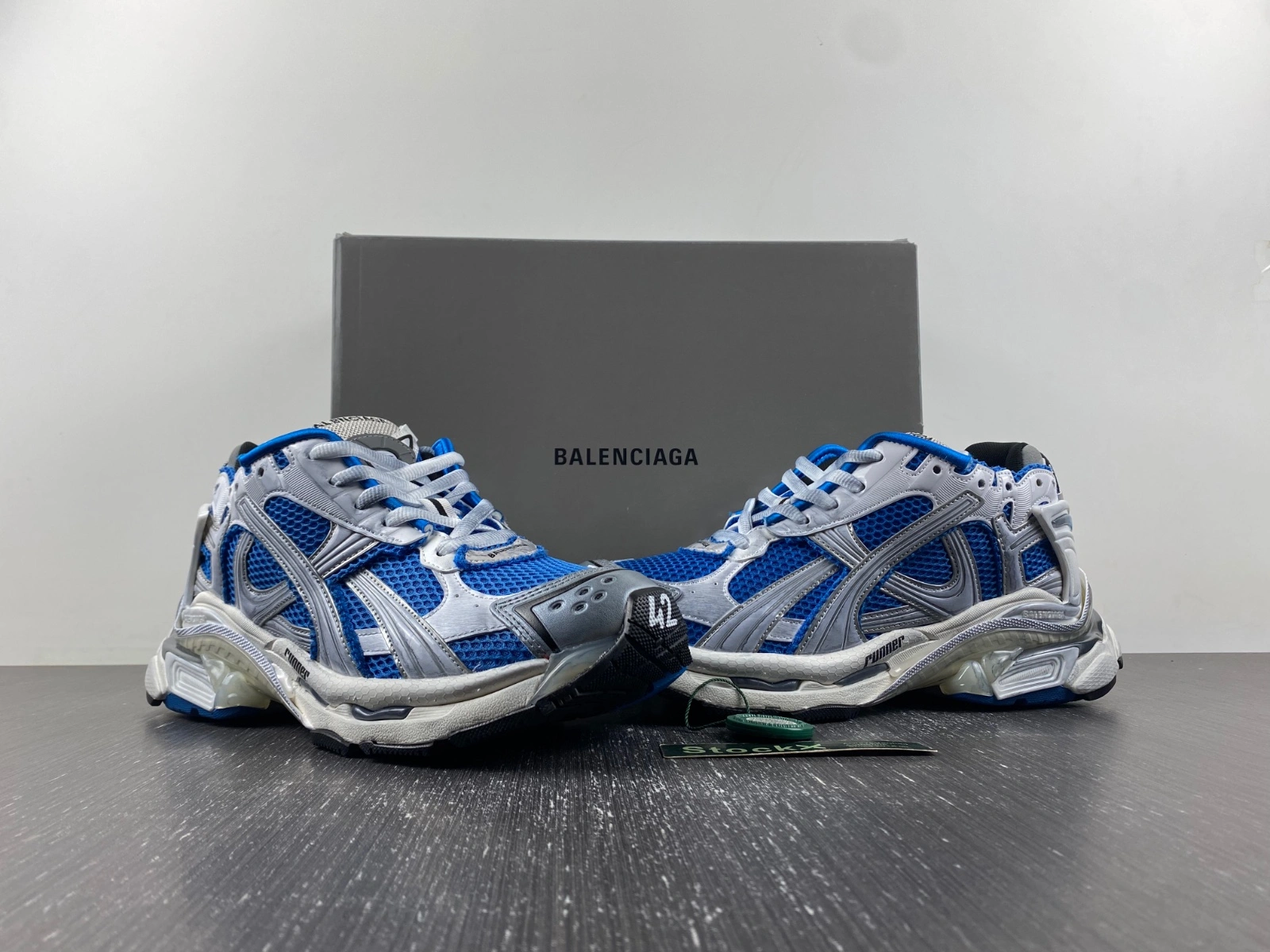 B*alenciaga runner AM 20231219- OdorResistant 4373