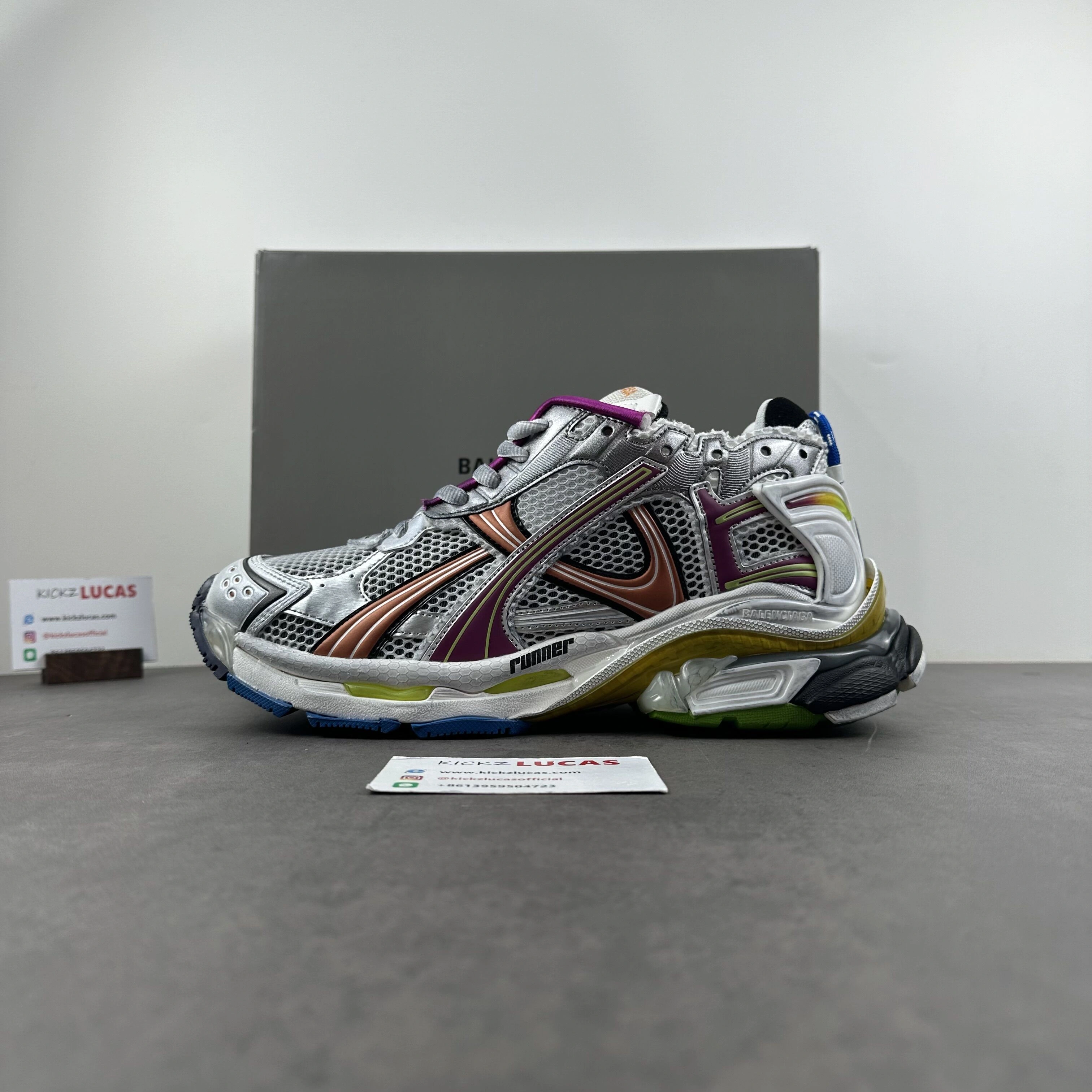 Elegant B*alenciaga runner AM 20231219- 4367