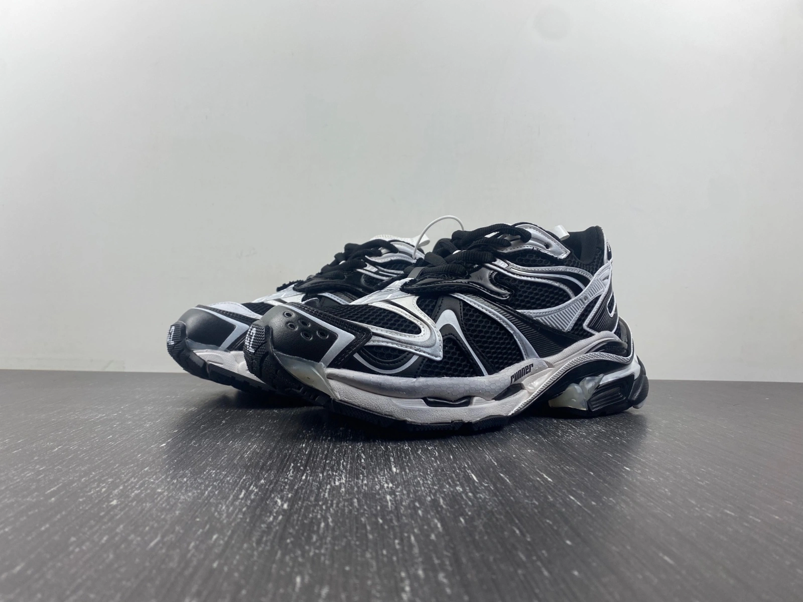 HighQuality B*alenciaga runner AM 20240130- 4350