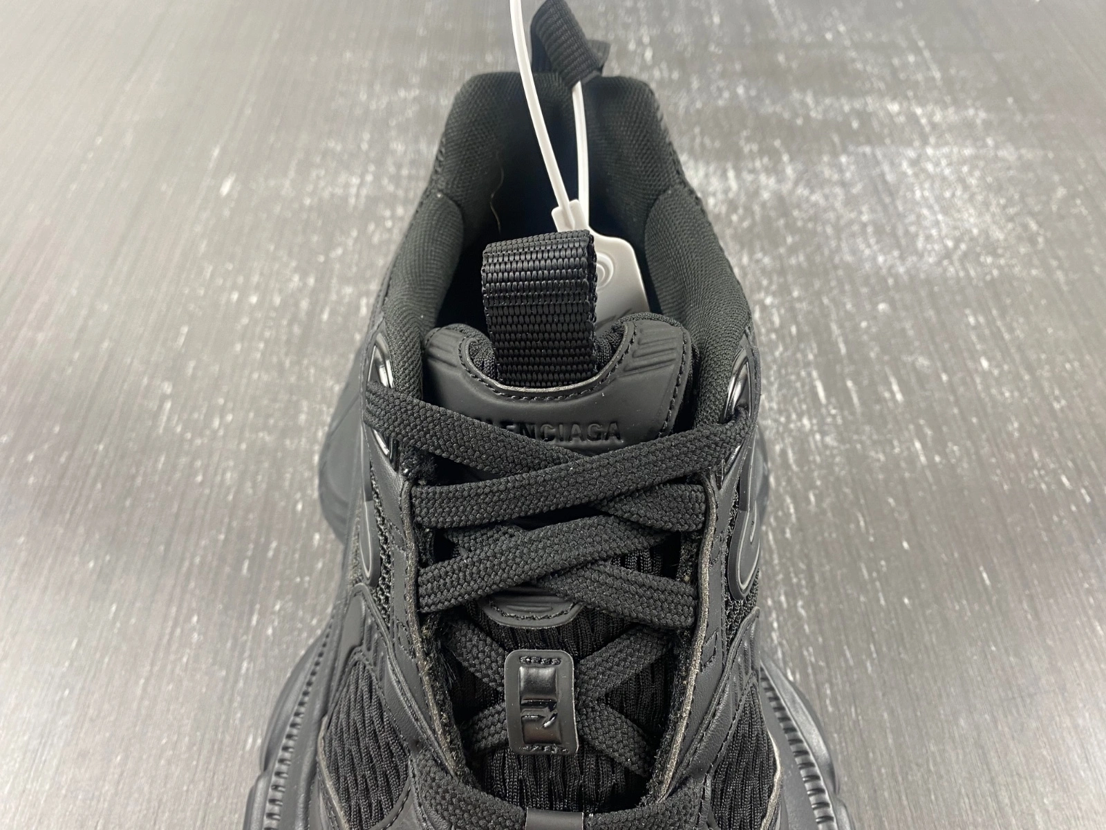 Affordable B*alenciaga runner AM 20240323- 4348