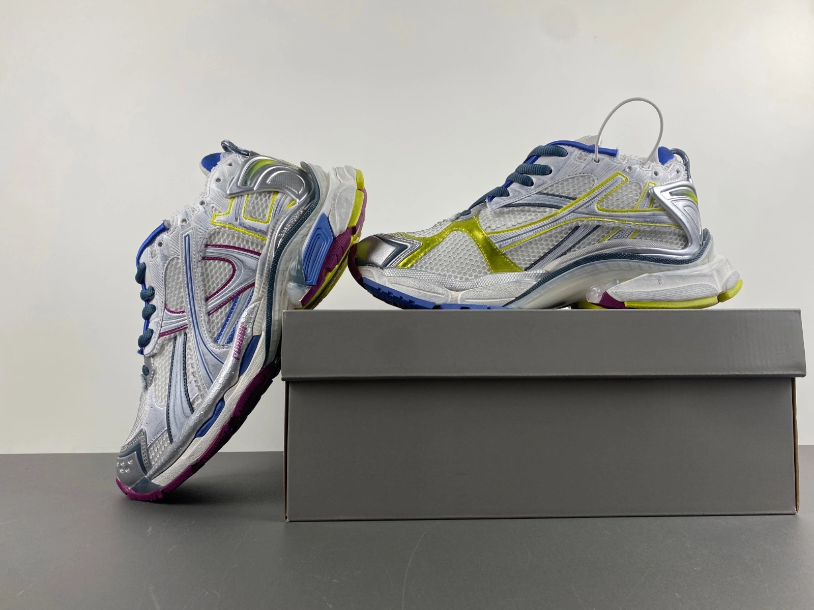 B*alenciaga runner AM 20240611- Effortless 4301