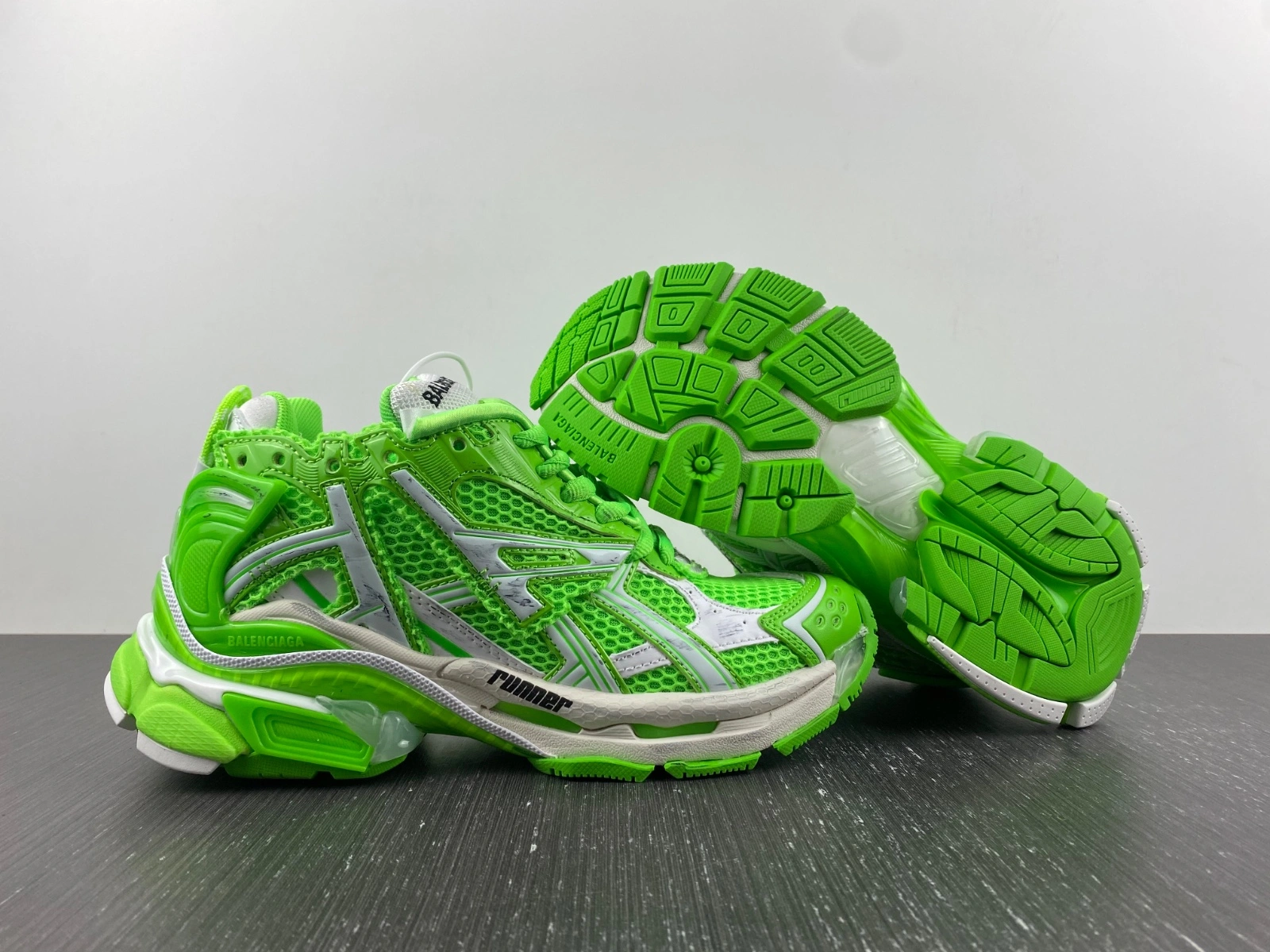 WaterResistant B*alenciaga runner AM221225- 4521