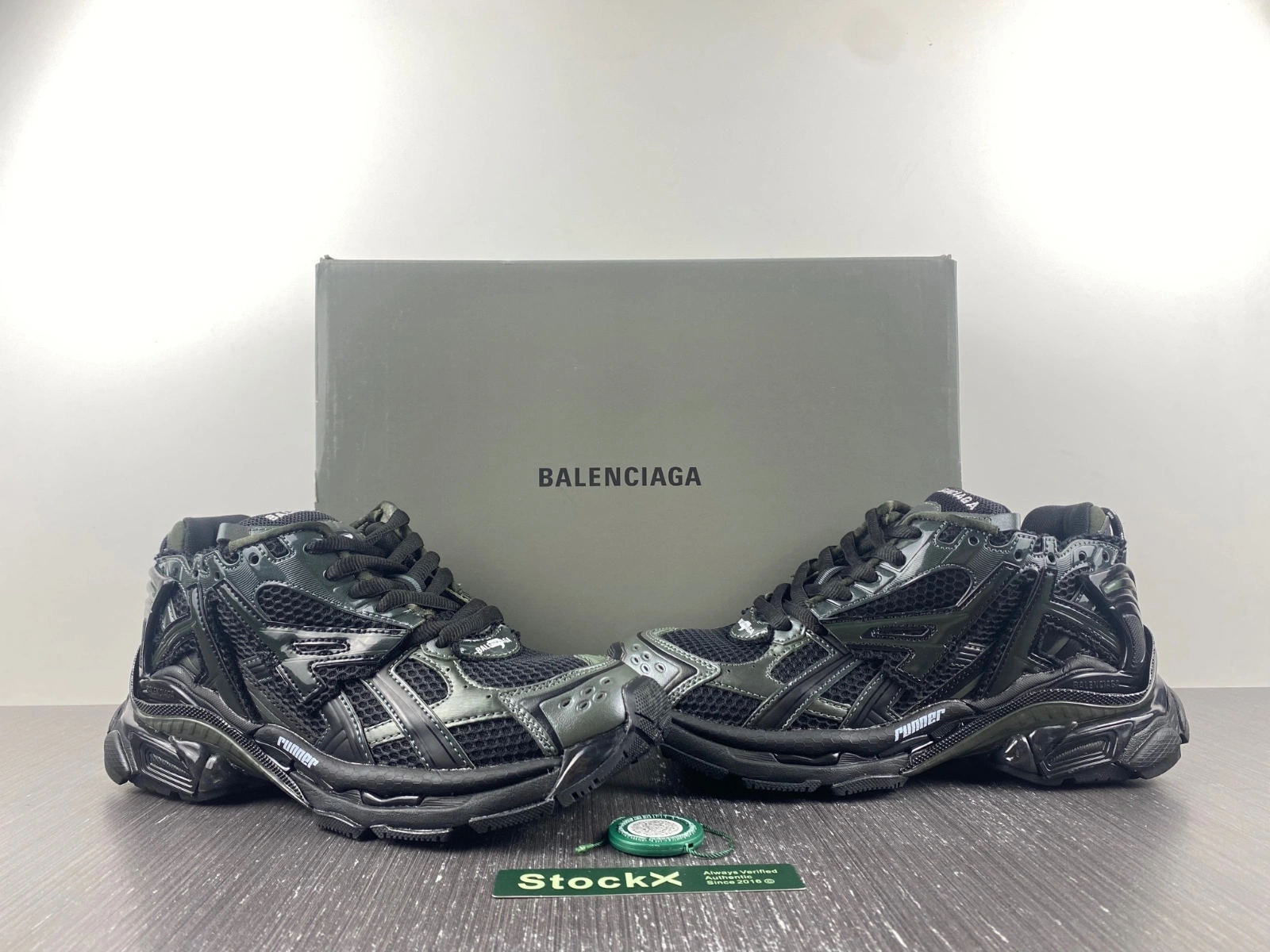 Trendy B*alenciaga runner AM221225- 4520