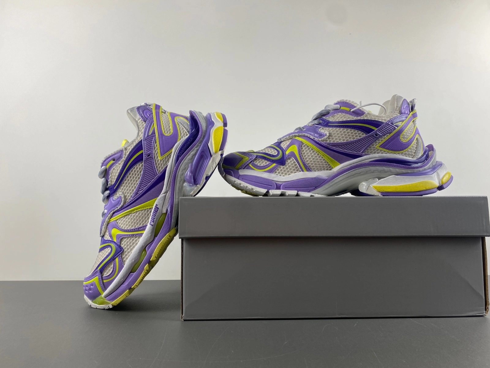 Comfortable B*alenciaga runner Sneaker AM20240613- 4290