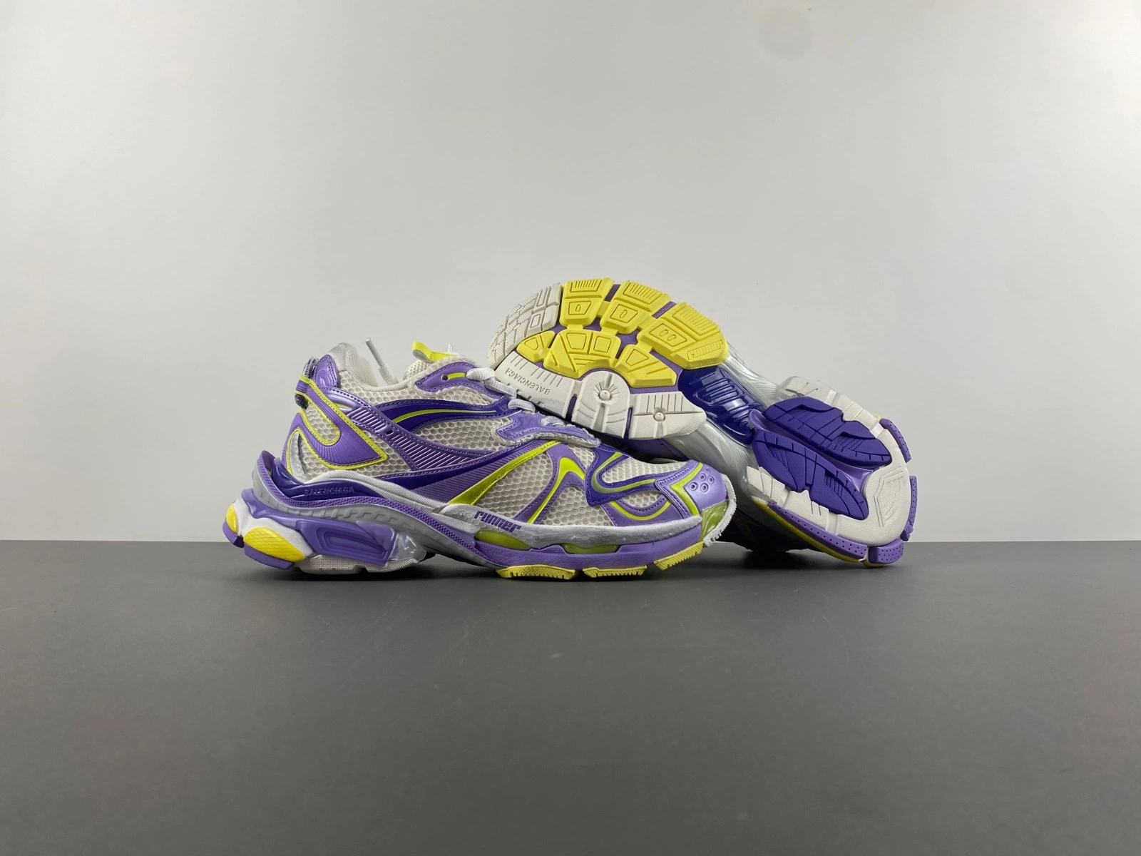 Comfortable B*alenciaga runner Sneaker AM20240613- 4290