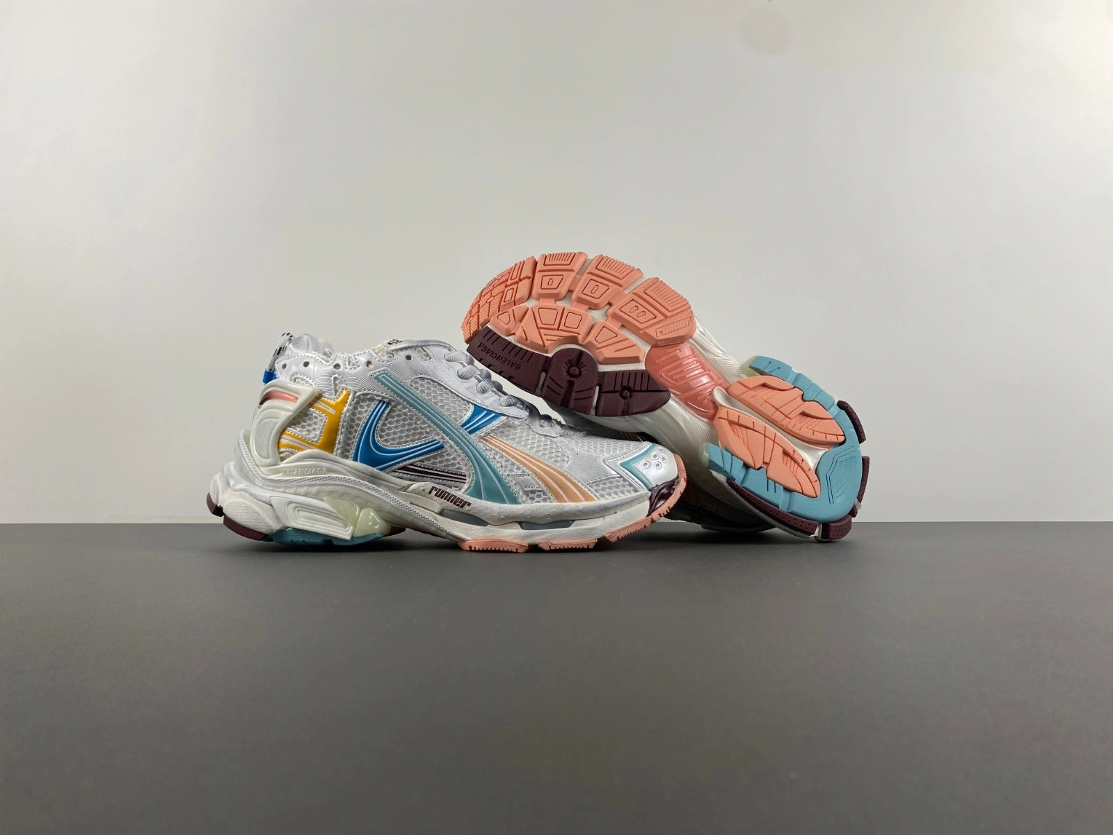 SmoothTexture B*alenciaga runner Sneaker AM20240629- 4286