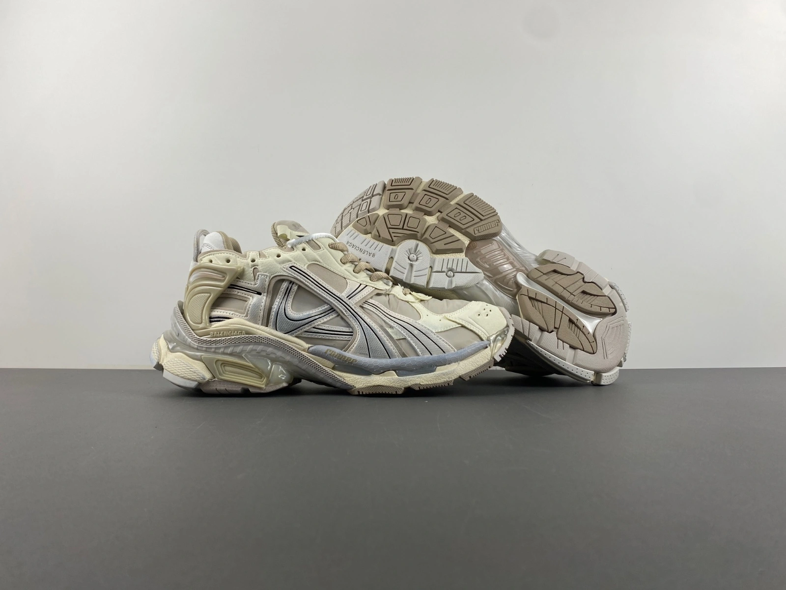 Durable B*alenciaga runner Sneaker AM20240704- 4280