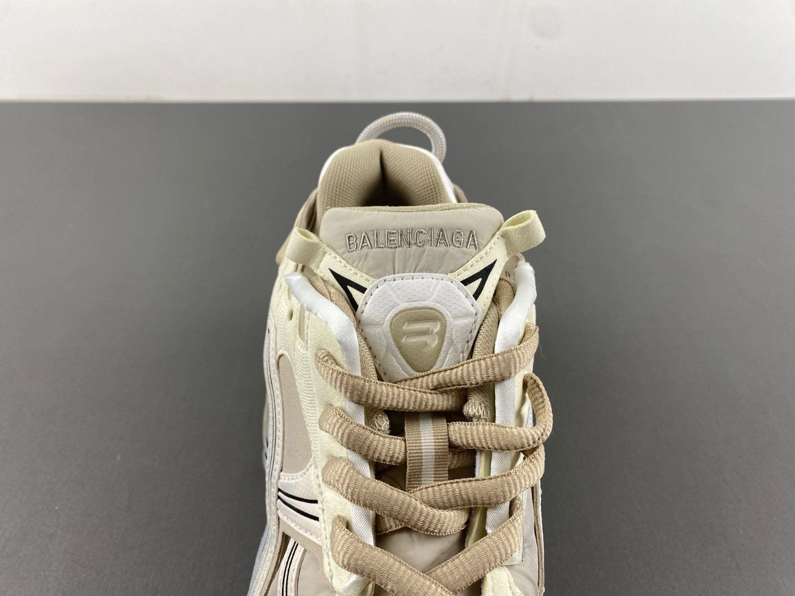 Durable B*alenciaga runner Sneaker AM20240704- 4280