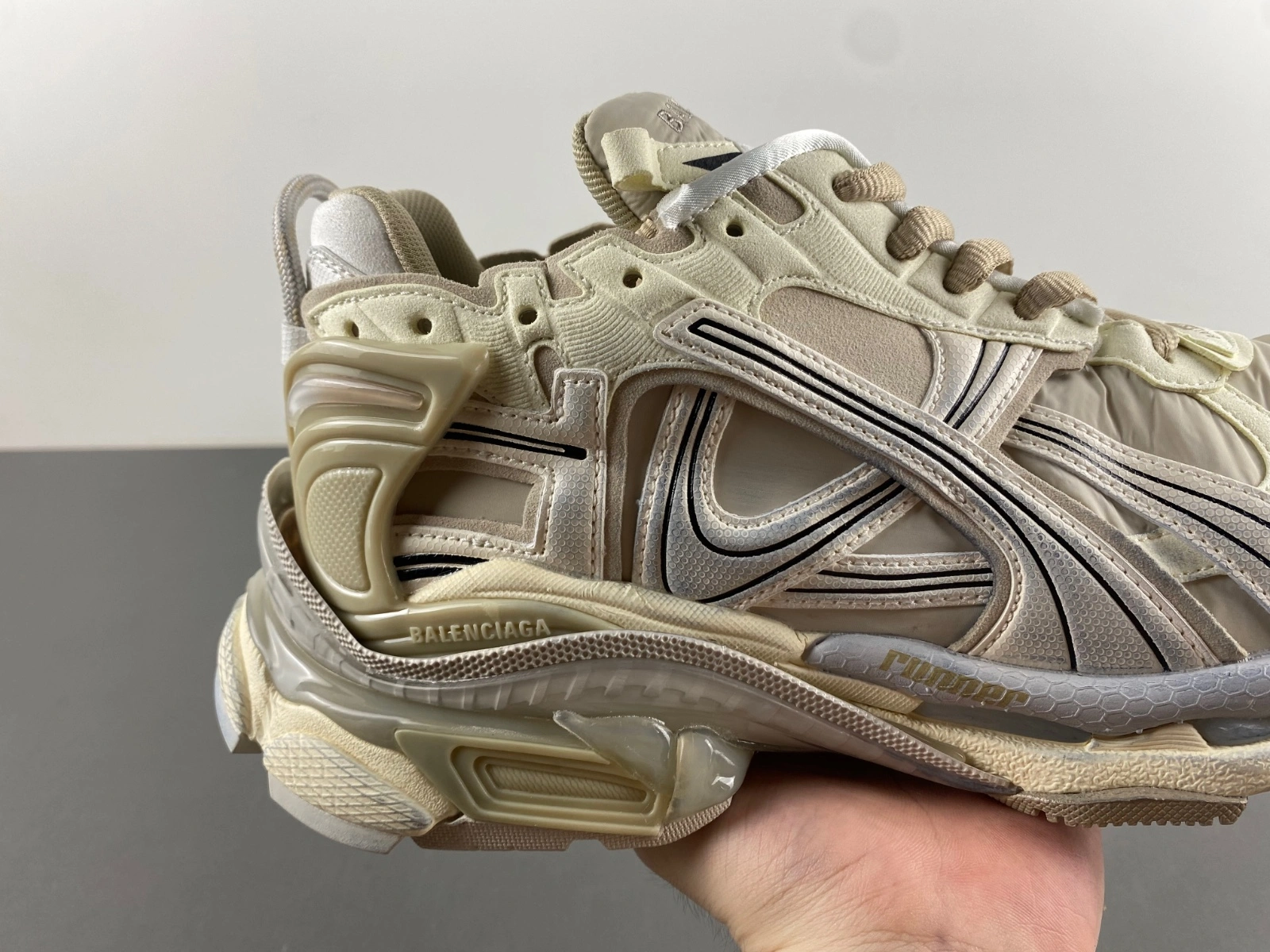 Durable B*alenciaga runner Sneaker AM20240704- 4280