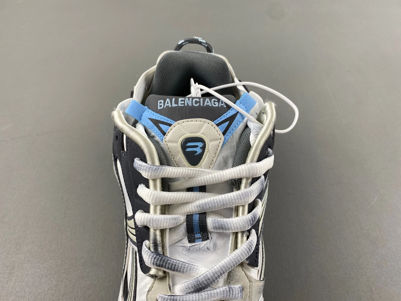 B*alenciaga runner Sneaker AM20241019- Tailored 4255