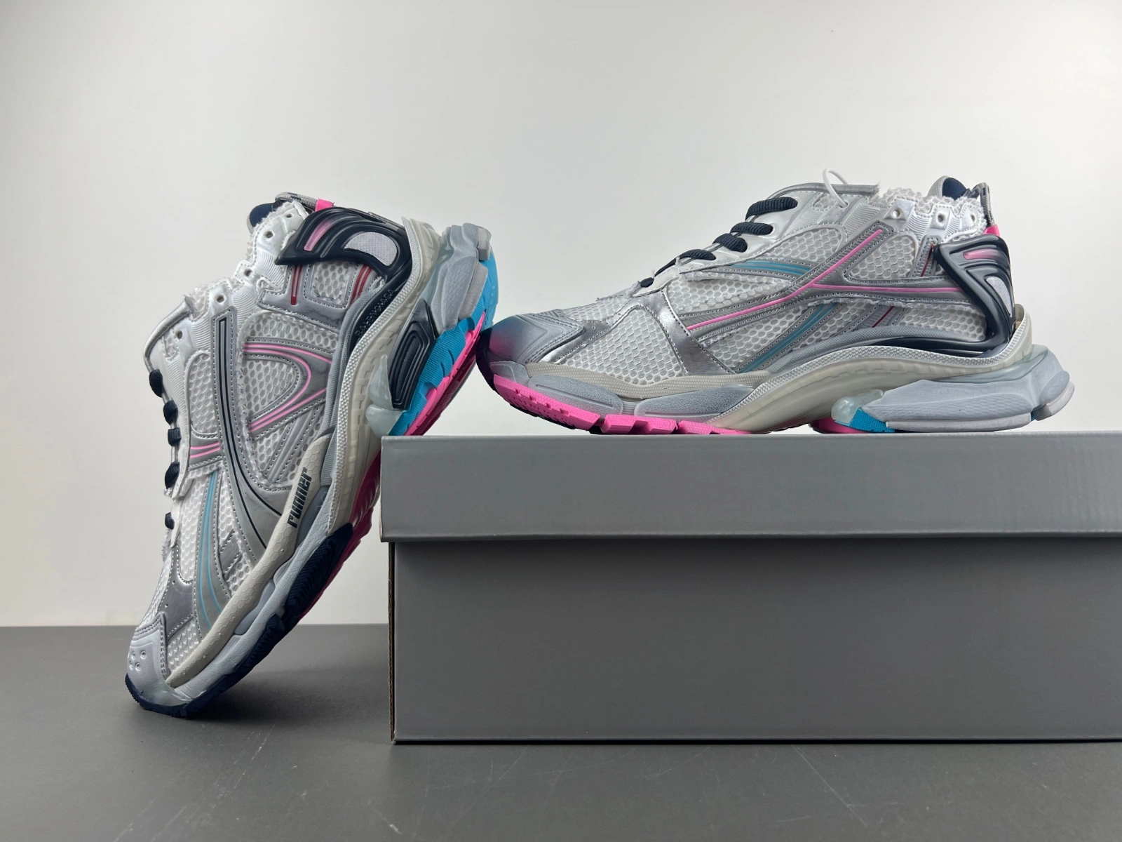 B*alenciaga runner Sneaker AM20241020- MoistureWicking 4248