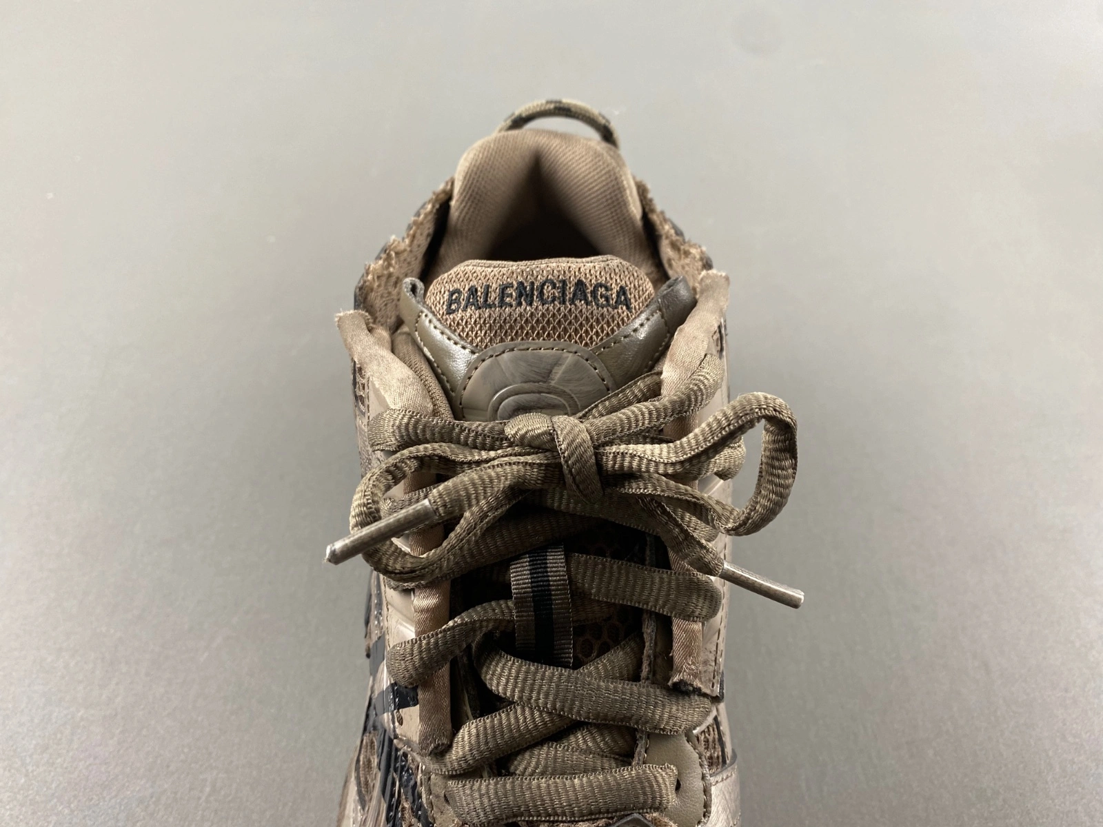 B*alenciaga runner Sneaker AM20250430- TechFriendly 4214