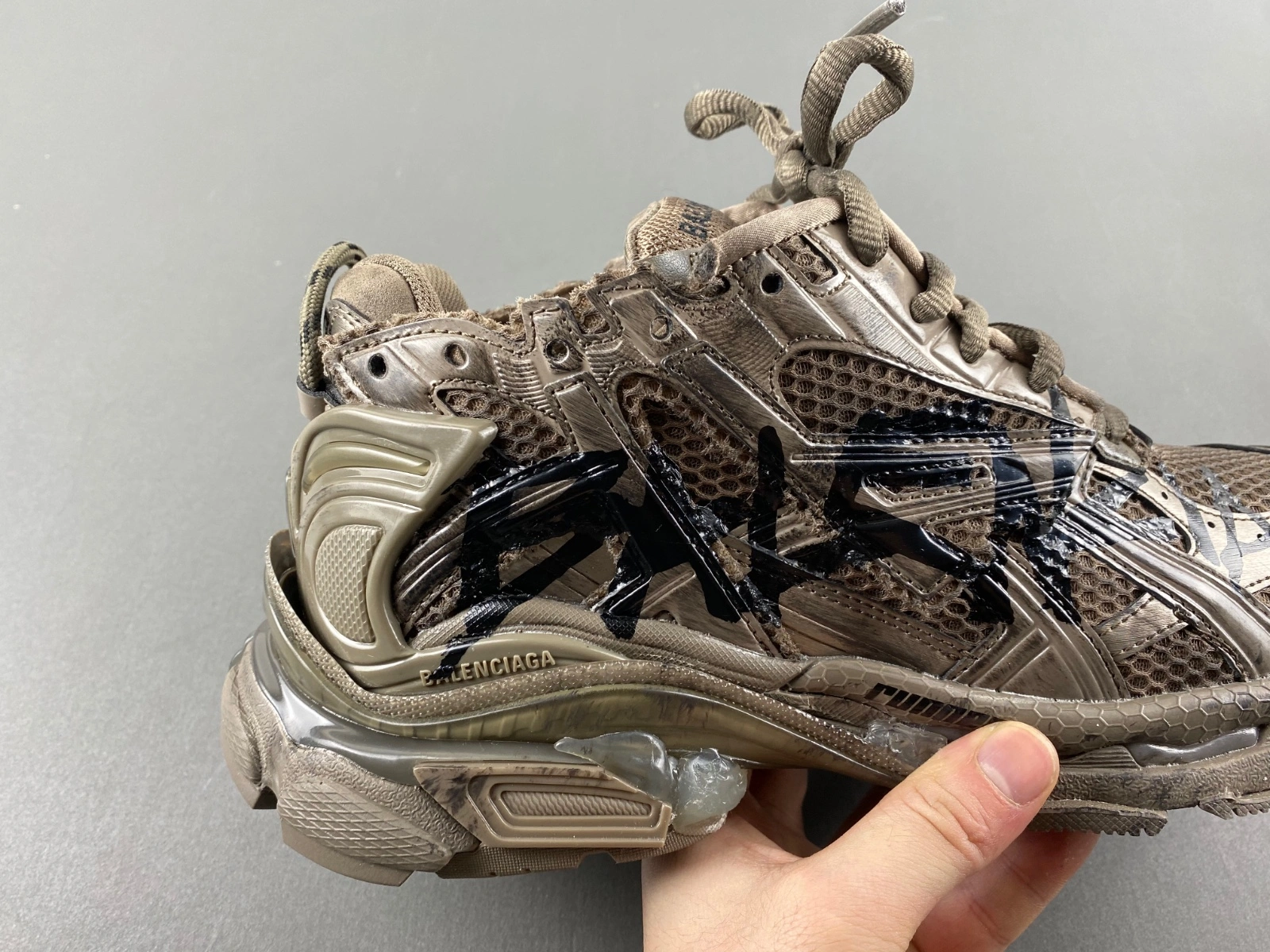 B*alenciaga runner Sneaker AM20250430- TechFriendly 4214