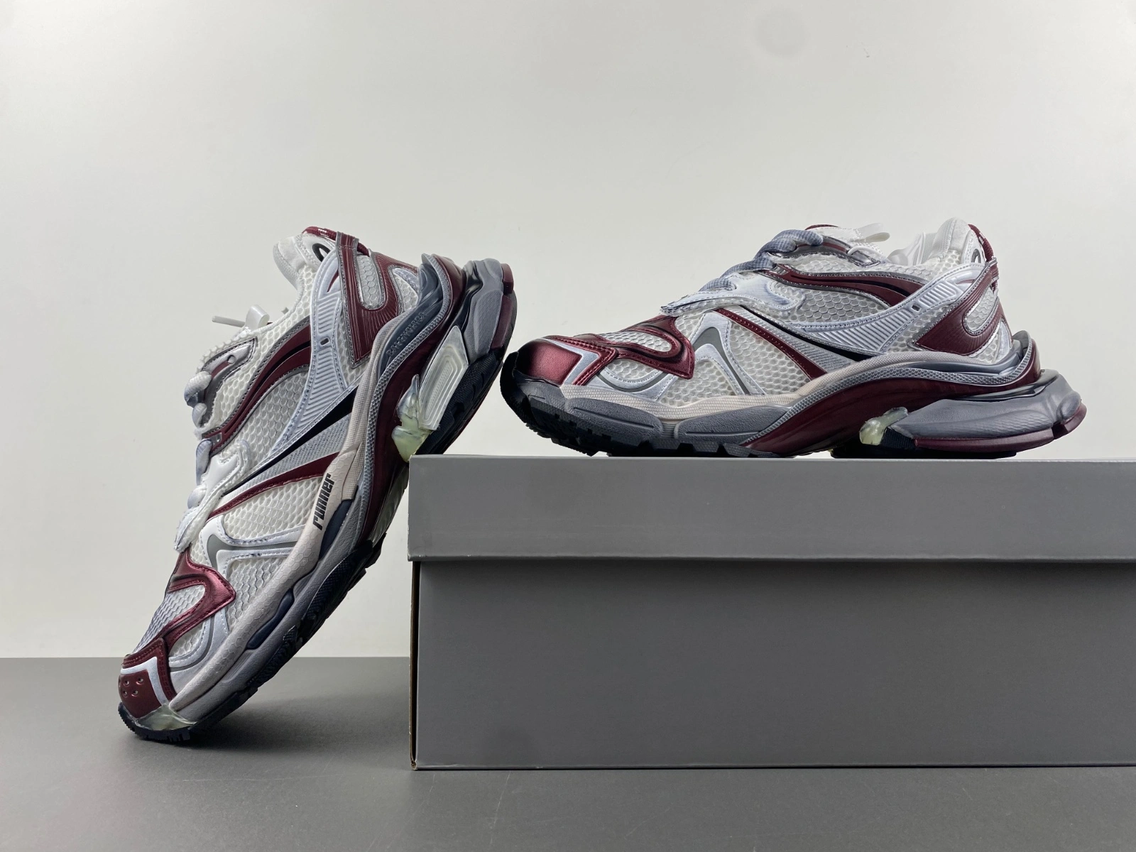 B*alenciaga runnerSneaker AM20240416- TimelessDesign 4337