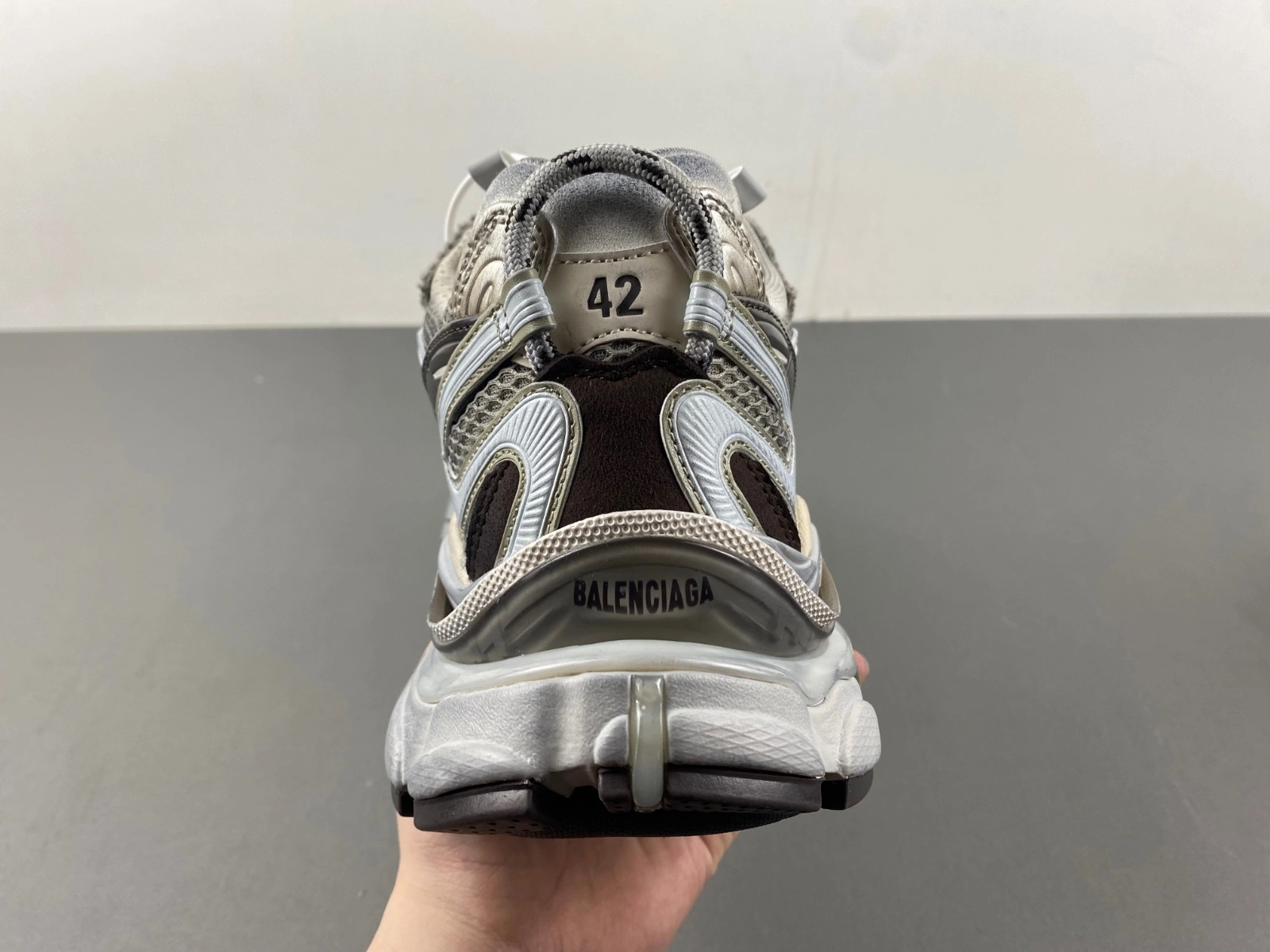 B*alenciaga runnerSneaker AM20240417- TravelReady 4335