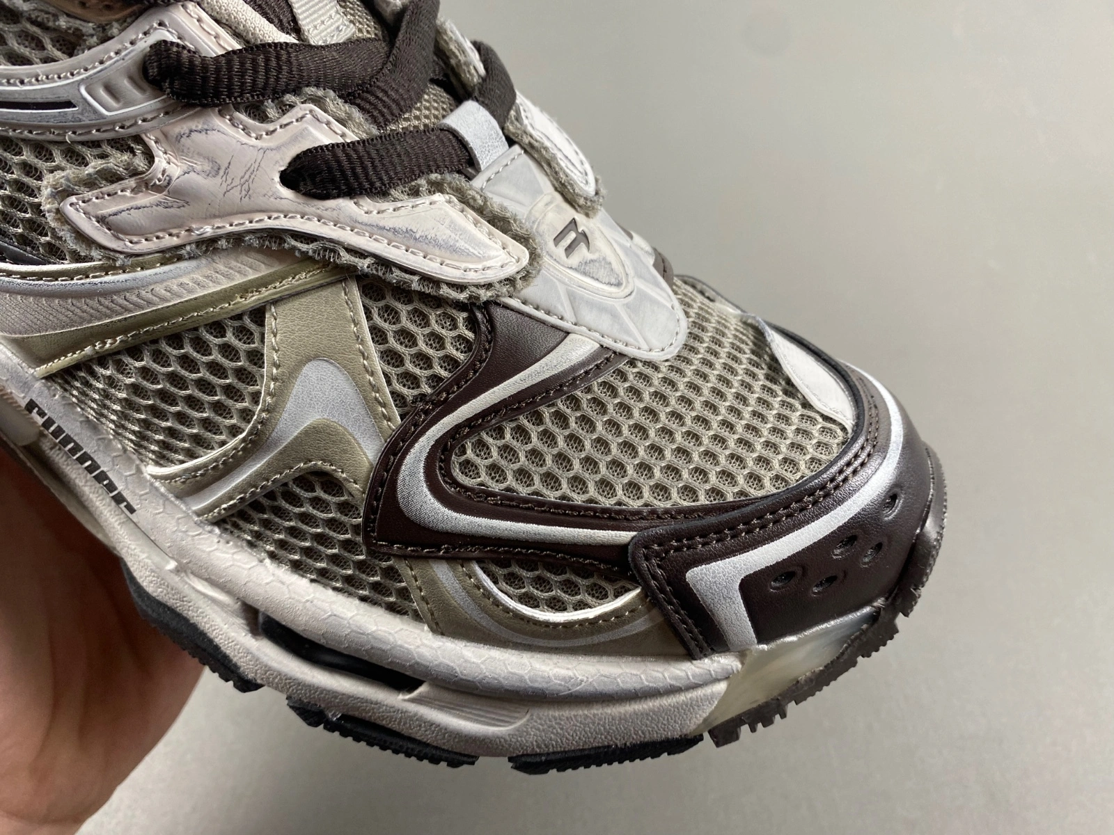 B*alenciaga runnerSneaker AM20240417- TravelReady 4335