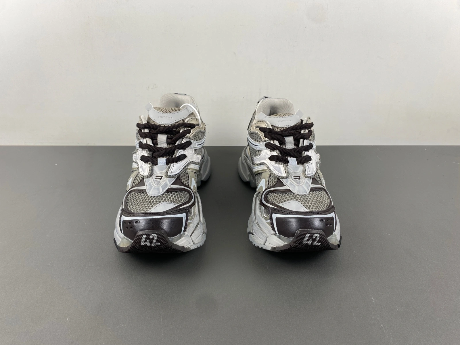 B*alenciaga runnerSneaker AM20240417- TravelReady 4335