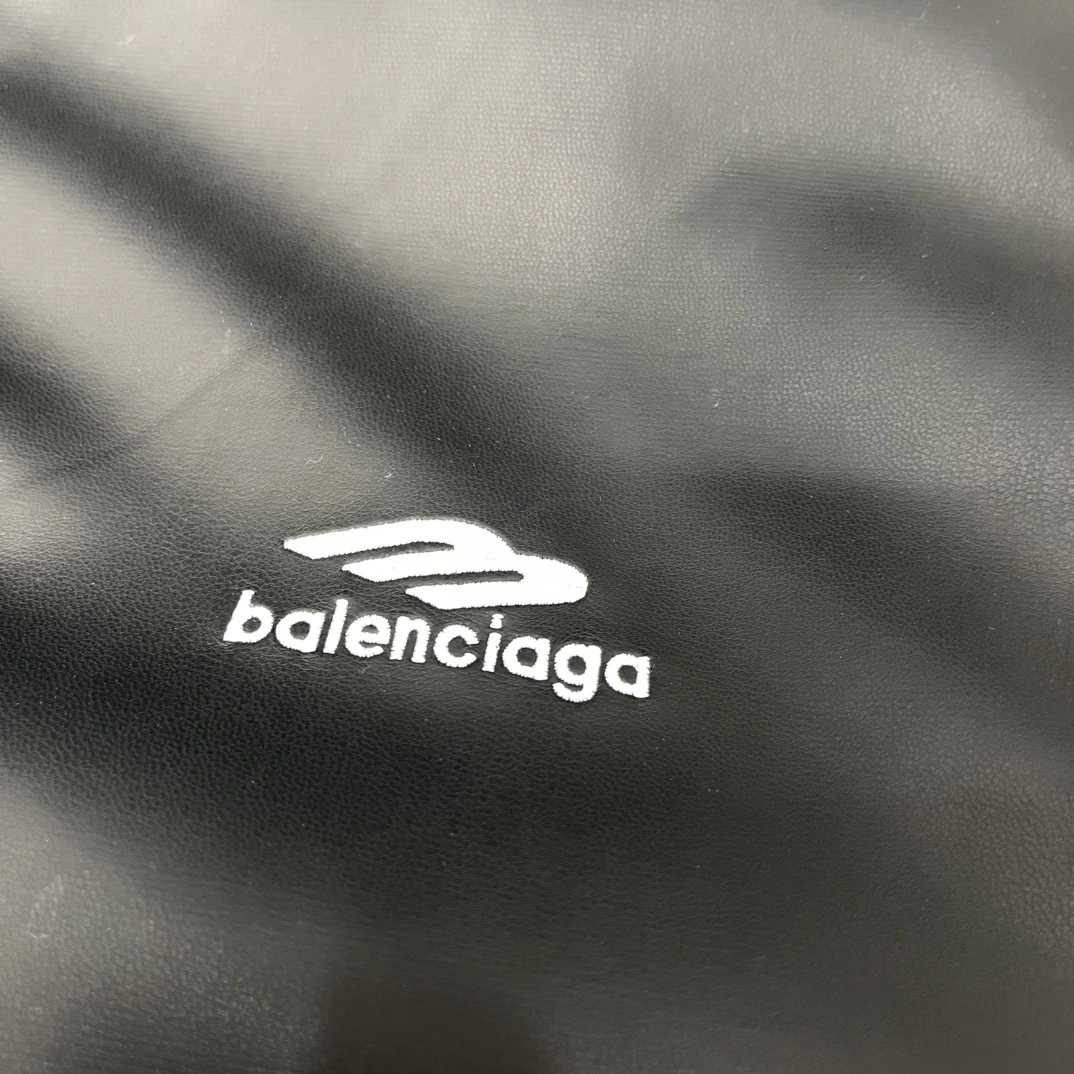 B*alenciaga shirt Top Quality KOF 20250420- WellDesigned 9852