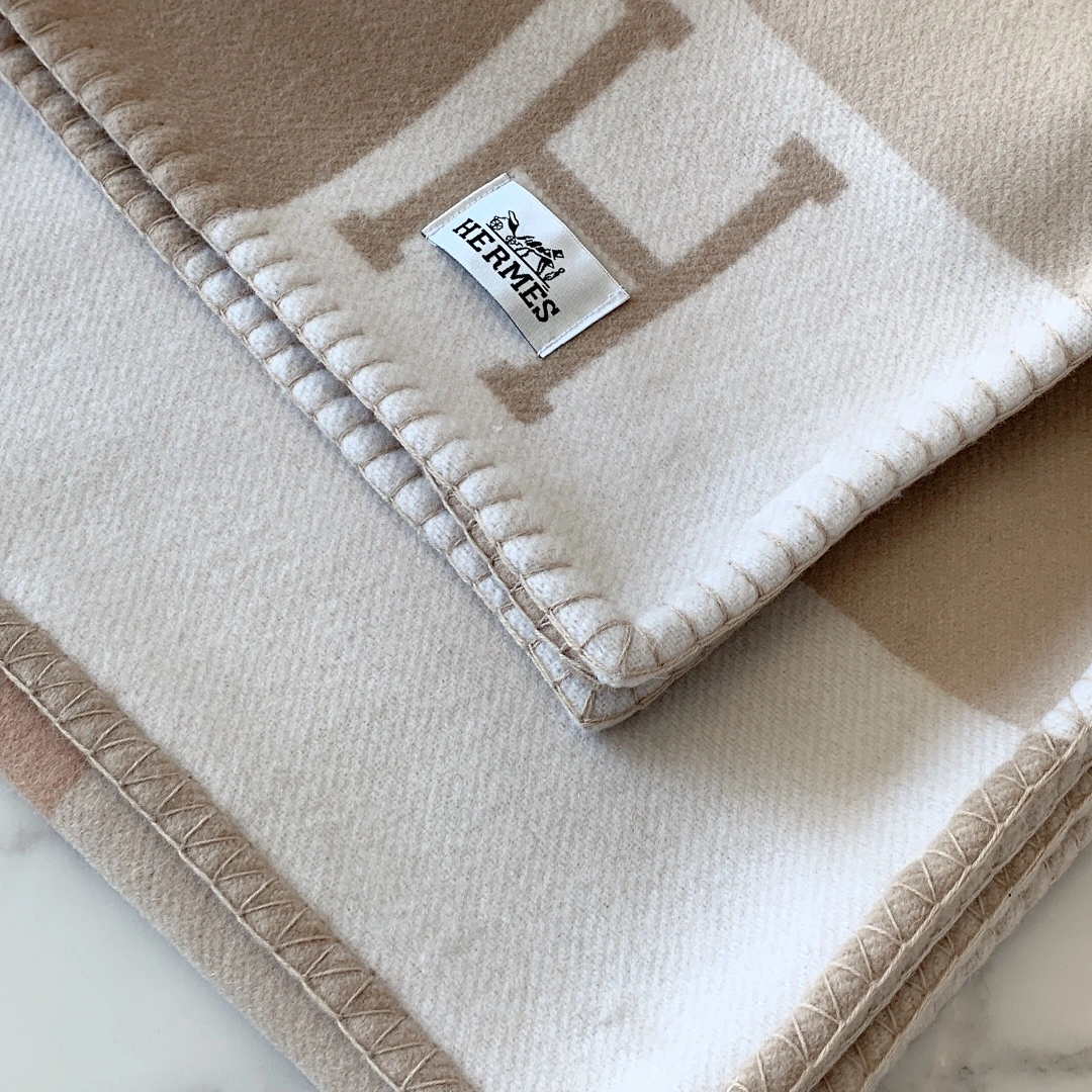 Blanket Top Quality 170*135CM Stylish 18835
