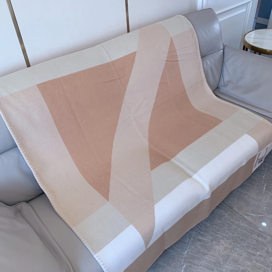 Blanket Top Quality 170*135CM Stylish 18835