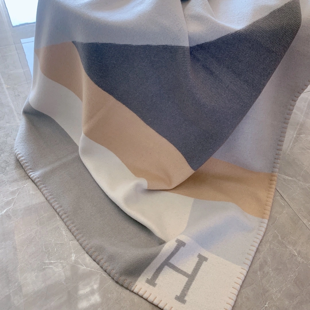 Blanket Top Quality 170*135CM Minimalist 18832