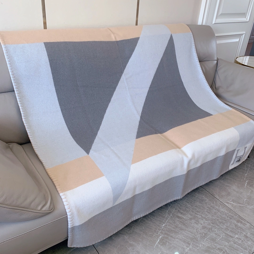 Blanket Top Quality 170*135CM Minimalist 18832