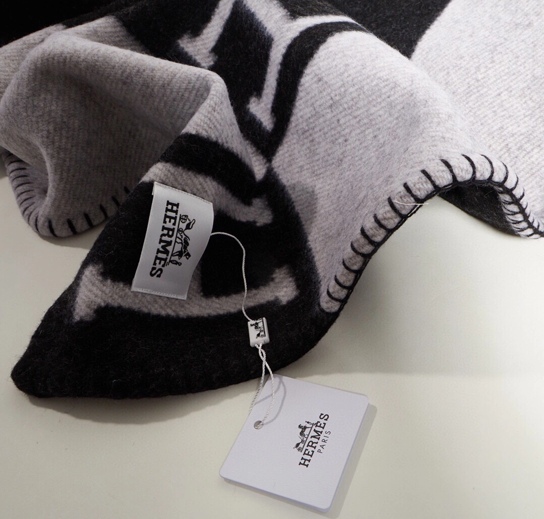 Trendsetting Blanket Top Quality 180*135CM 18836