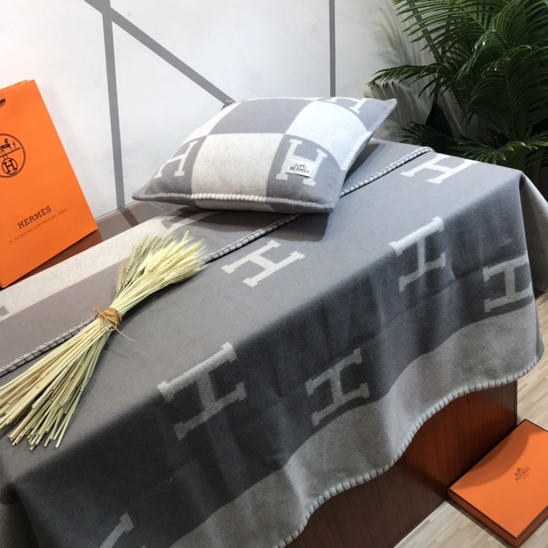 Blanket Top Quality 180*135CM WellDesigned 18838