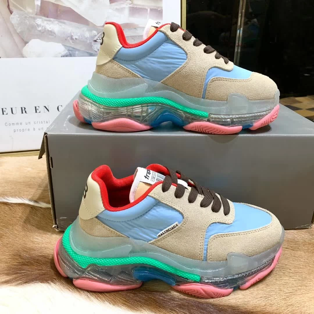B*lenciaga QuickDry 4700