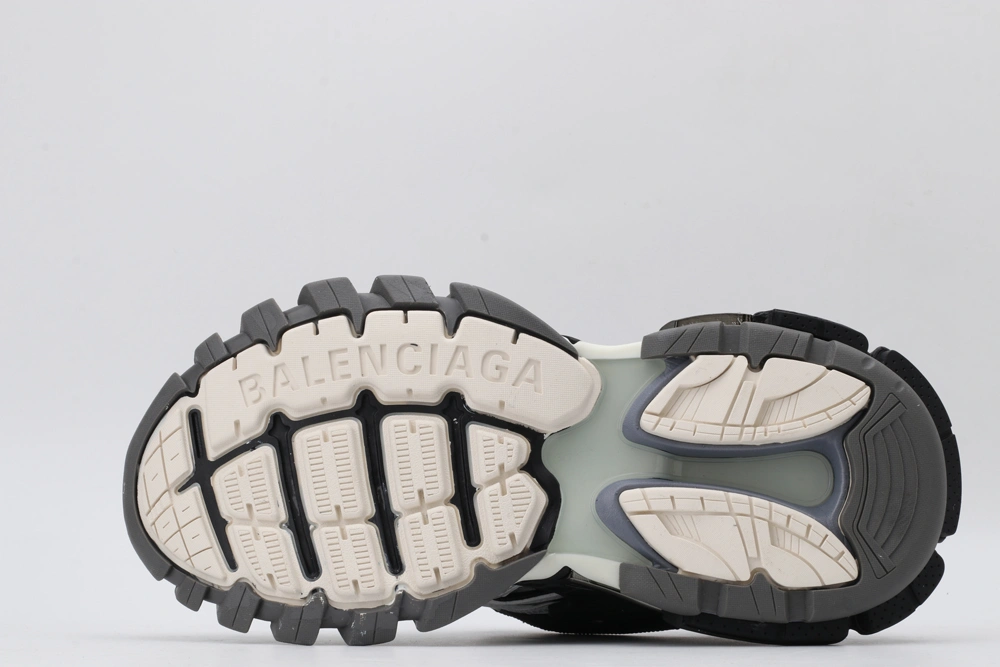 B*lenciaga WrinkleFree 4724