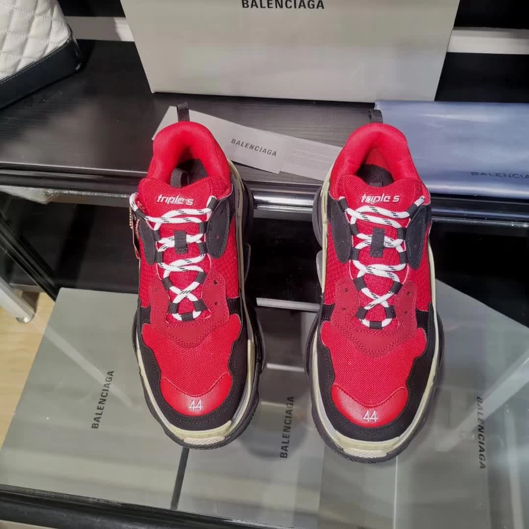 B*lenciaga Modern 4710
