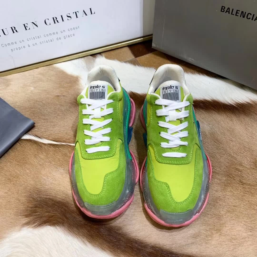 B*lenciaga QuickDry 4700