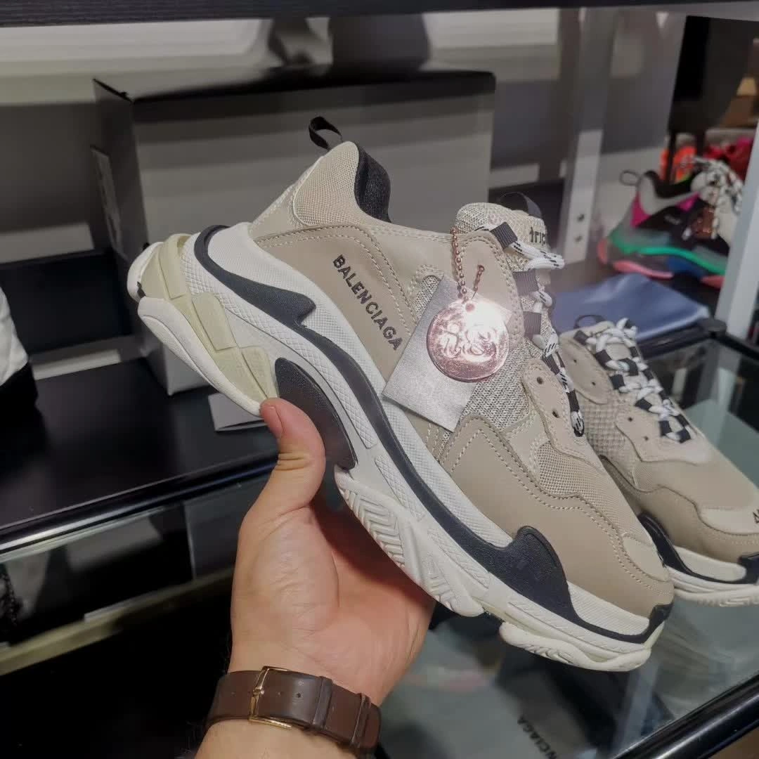 NewStyle B*lenciaga 4709