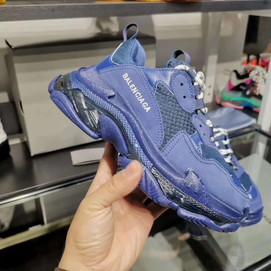 B*lenciaga Unisex 4712