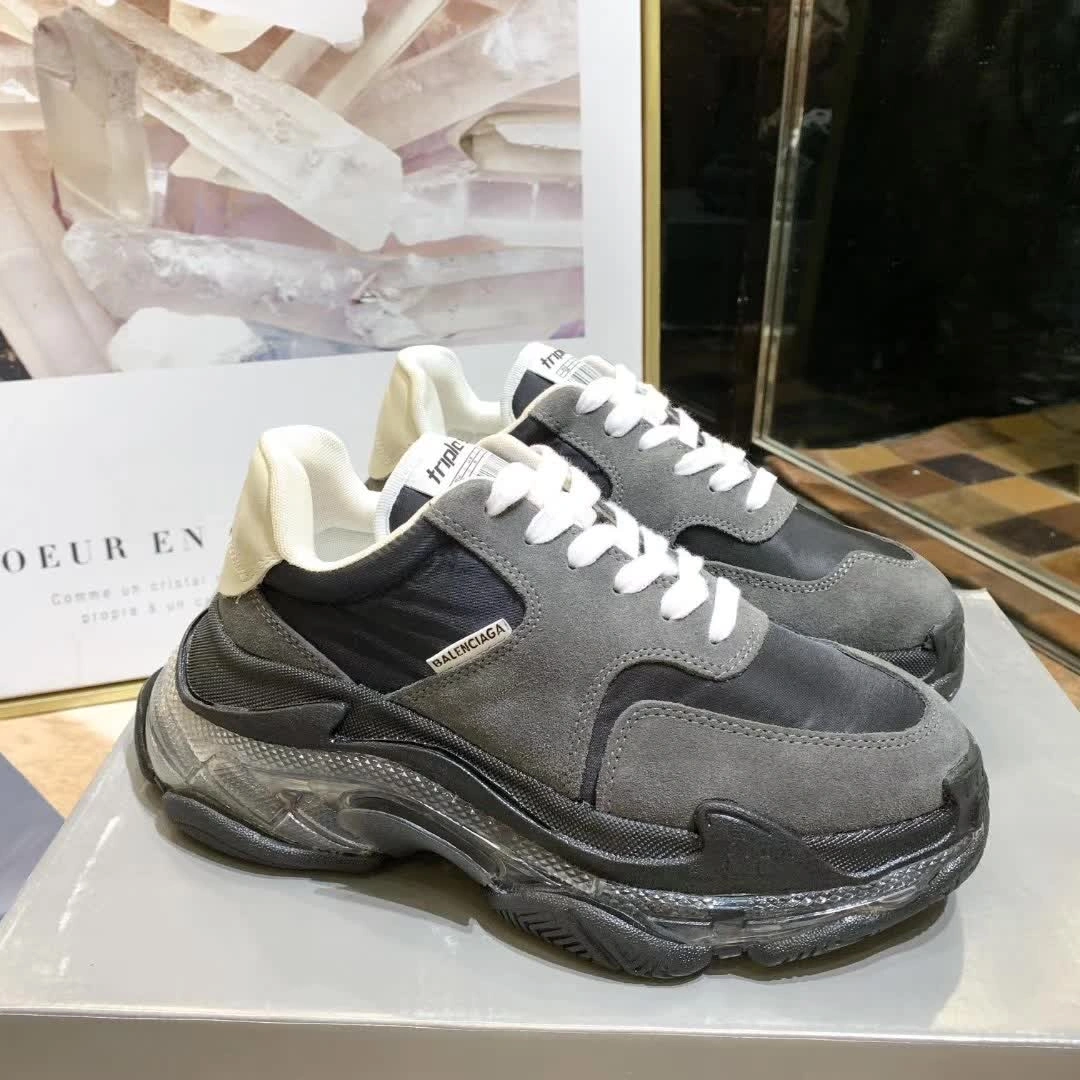 B*lenciaga Comfortable 4698