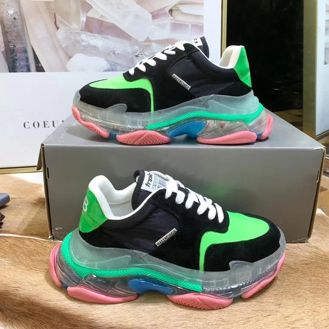 B*lenciaga QuickDry 4700