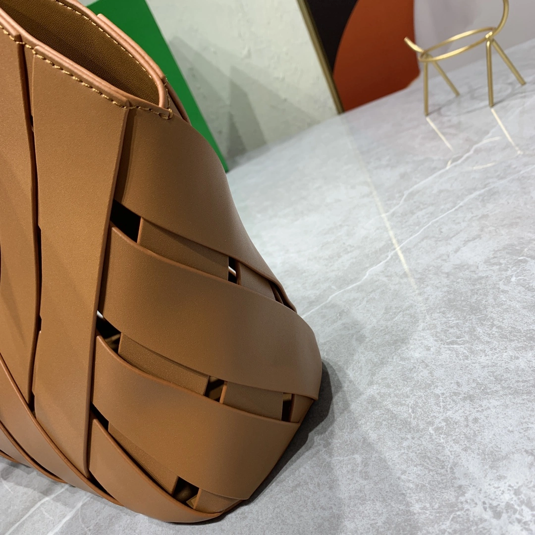 B*ottega V*eneta Bag Top Quality 32*31.5*14cm UrbanChic 9785