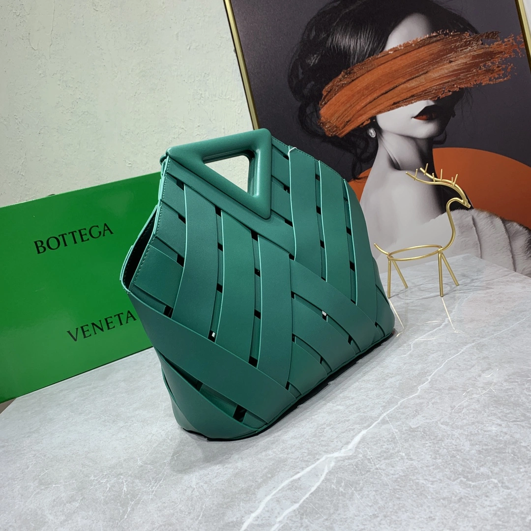 EyeCatching B*ottega V*eneta Bag Top Quality 32*31.5*14cm 9786
