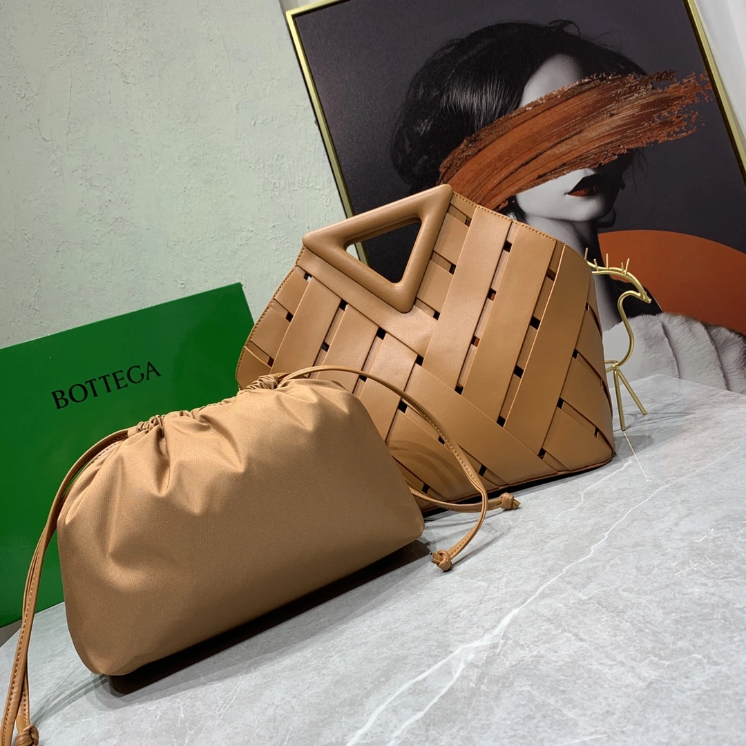 B*ottega V*eneta Bag Top Quality 32*31.5*14cm UrbanChic 9785