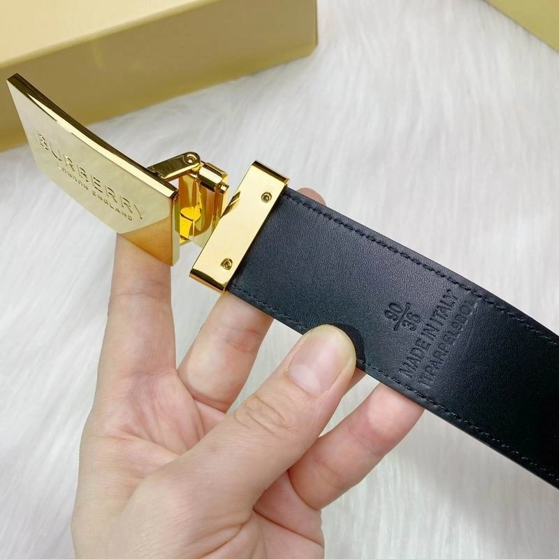 B*rberrry Belts Top Version Functional 15658