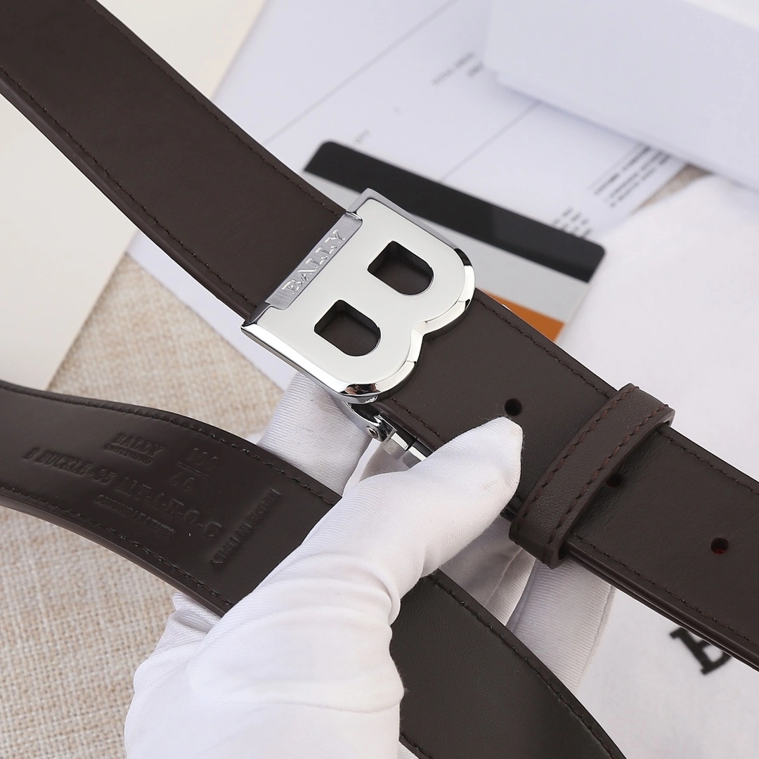 B*urberrry Belts AT 20240717- SunProtective 15609