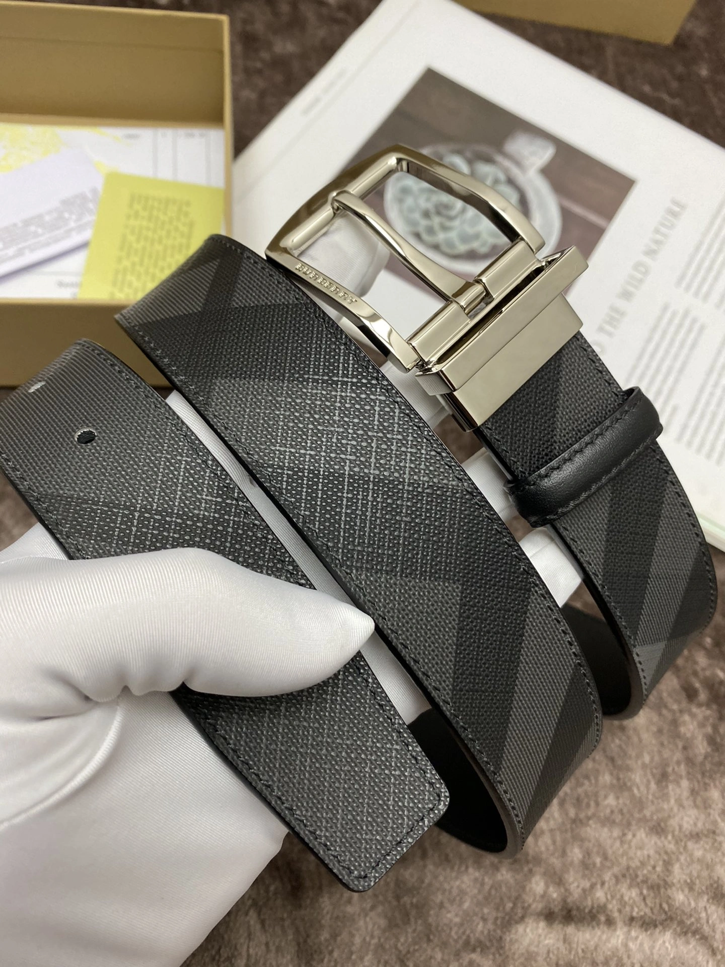 Comfortable B*urberrry Belts AT 20240802- 15595
