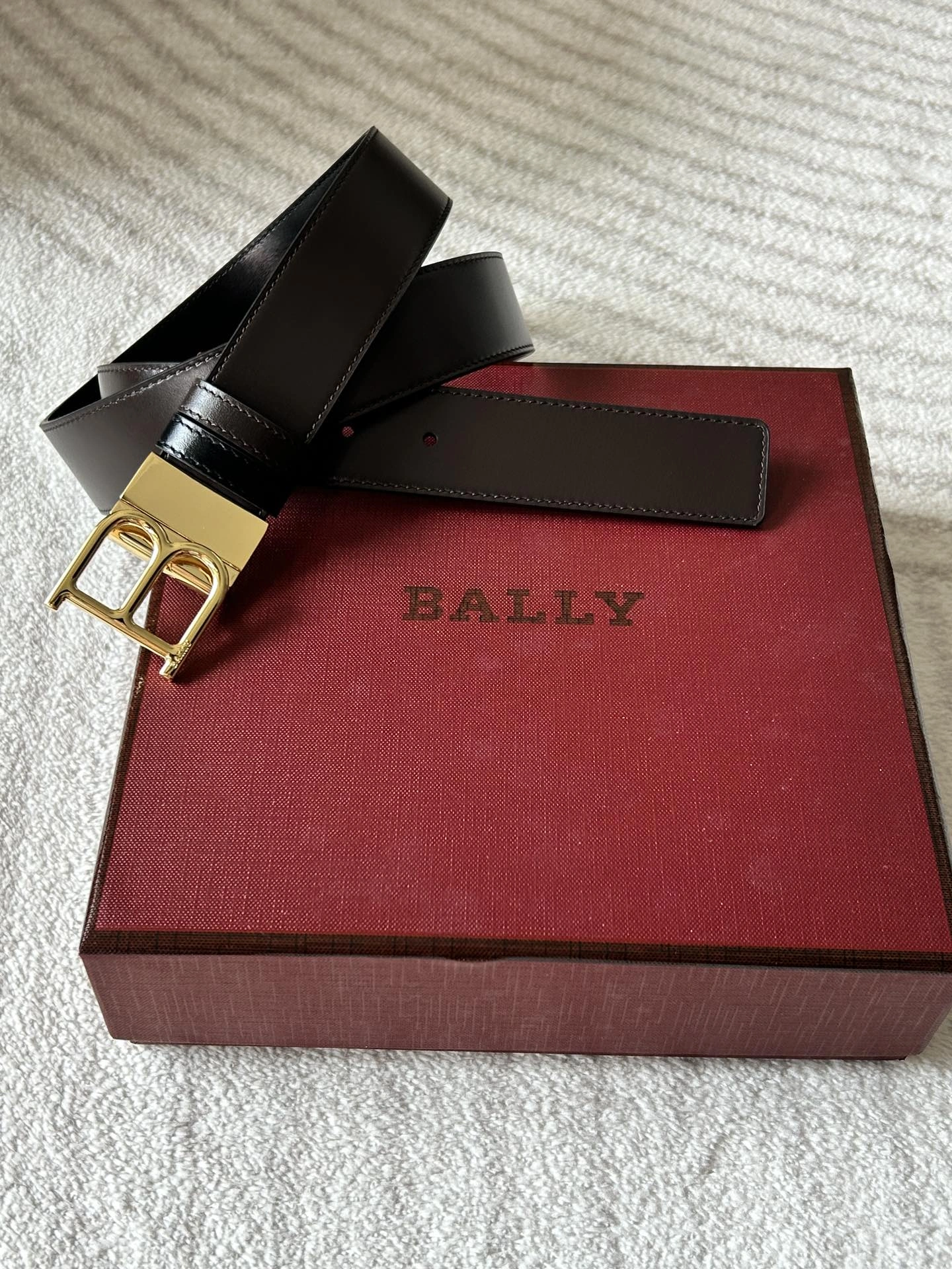 UrbanChic B*urberrry Belts XX 20250115- 15597