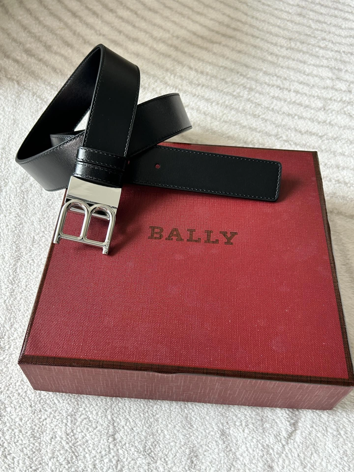 UrbanChic B*urberrry Belts XX 20250115- 15597