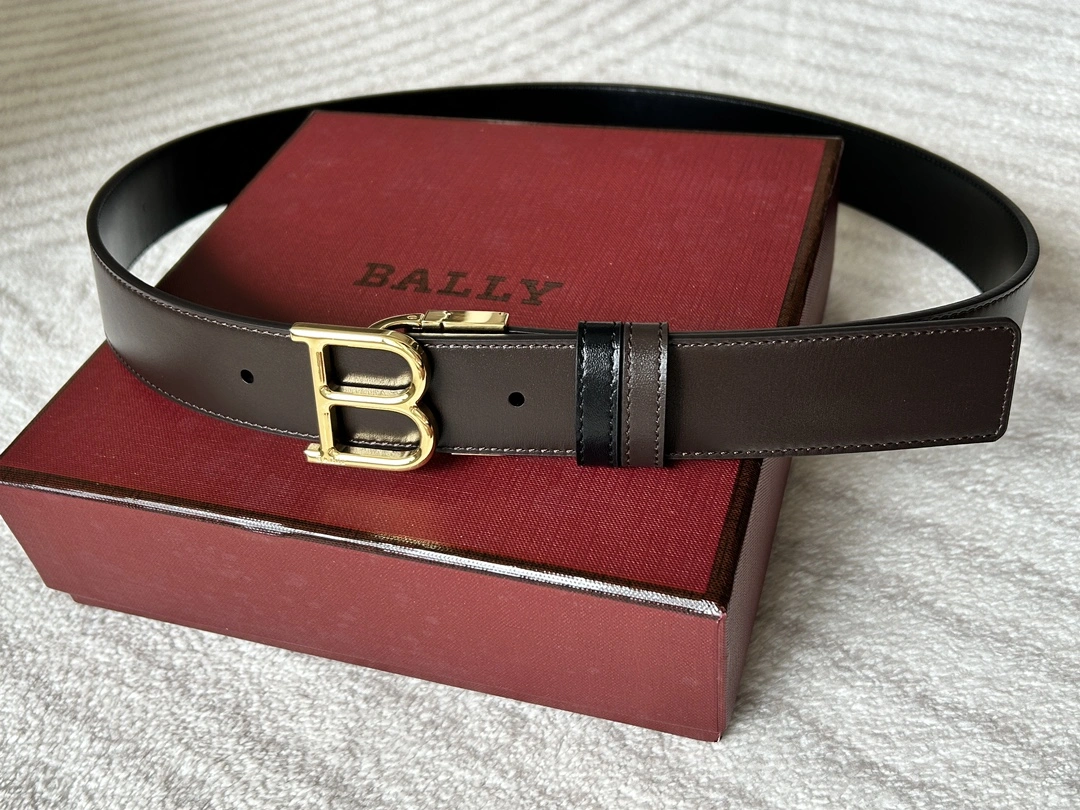 UrbanChic B*urberrry Belts XX 20250115- 15597