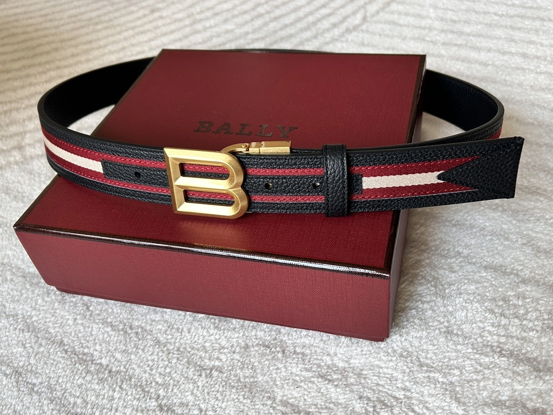 B*urberrry Belts XX 20250115- EyeCatching 15596