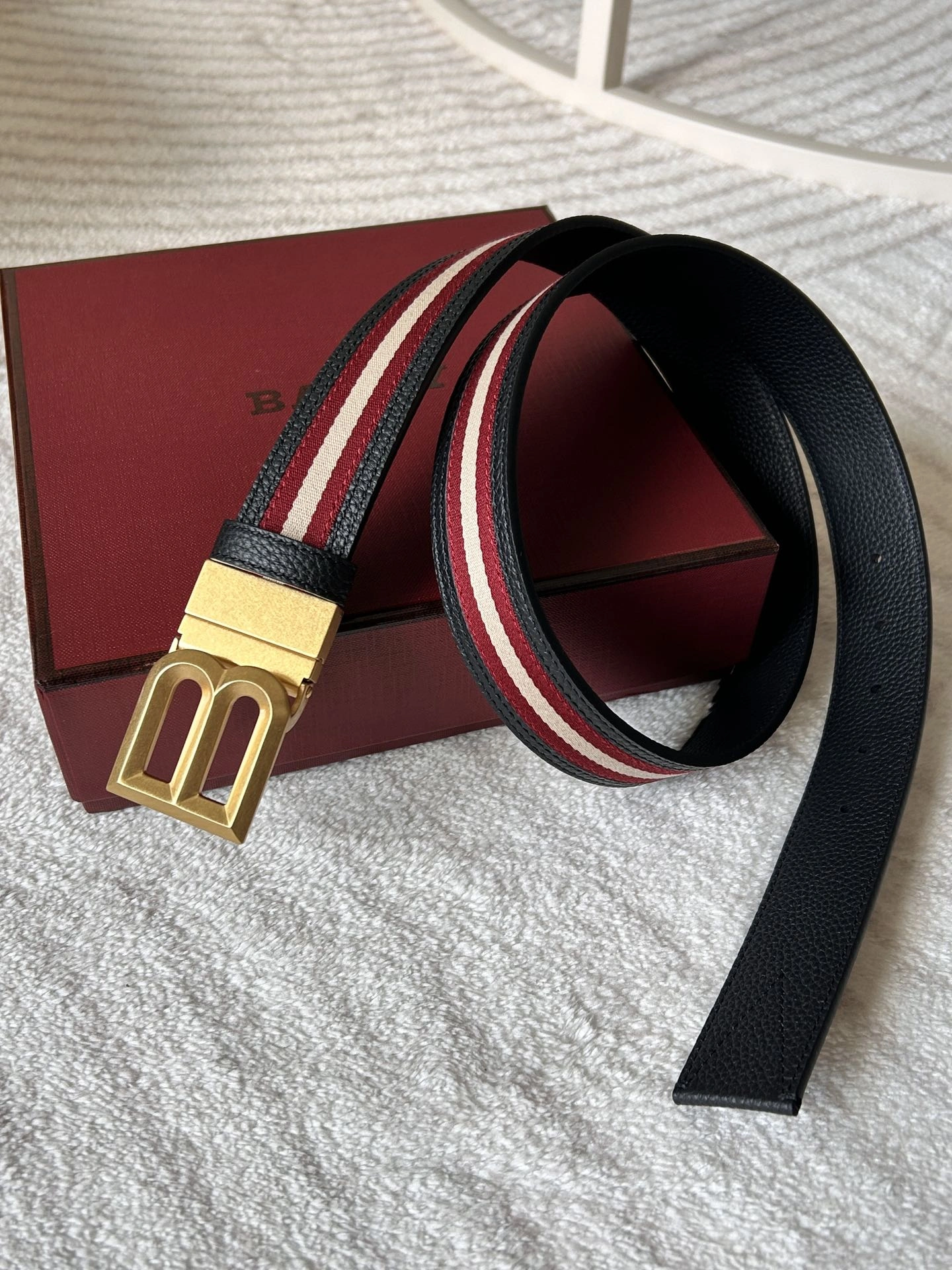 B*urberrry Belts XX 20250115- EyeCatching 15596
