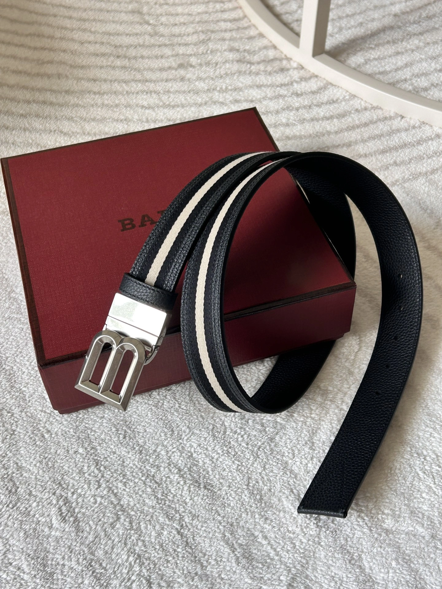 B*urberrry Belts XX 20250115- RelaxedFit 15598