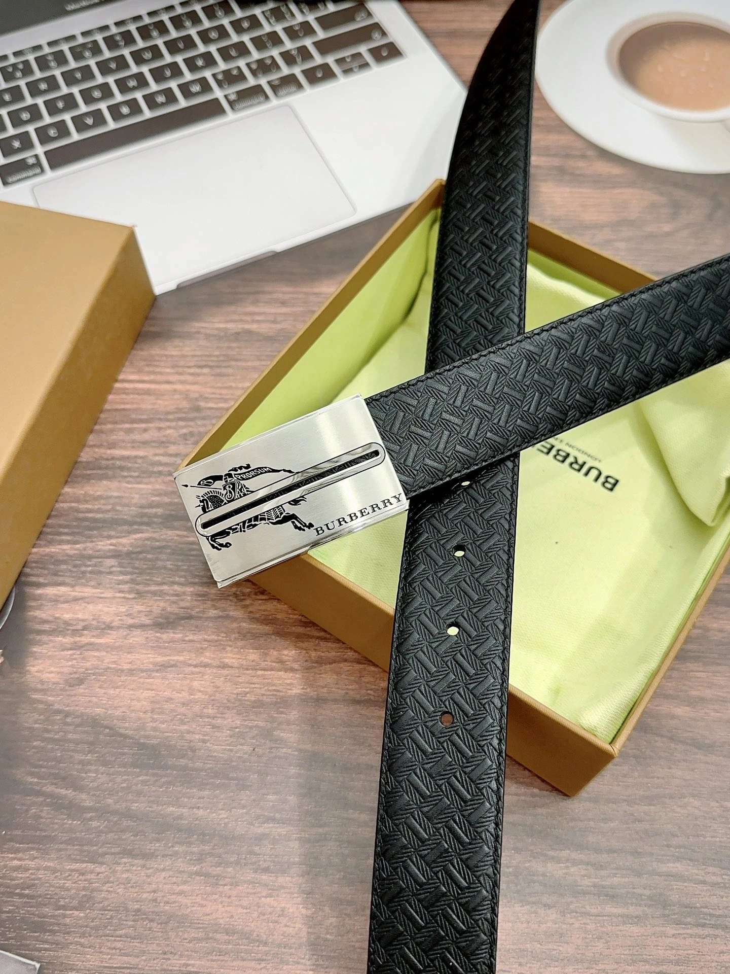 B*urberrry Belts XX 20250116- Classic 15593